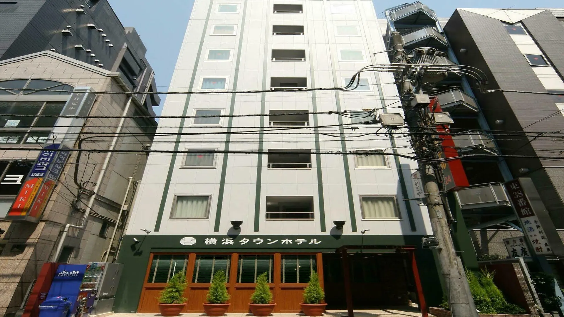 **  Yokohama Town Hotel Japan